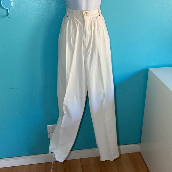 Geoffrey Hunter Womens Size 8 Vintage Off White Pleated...